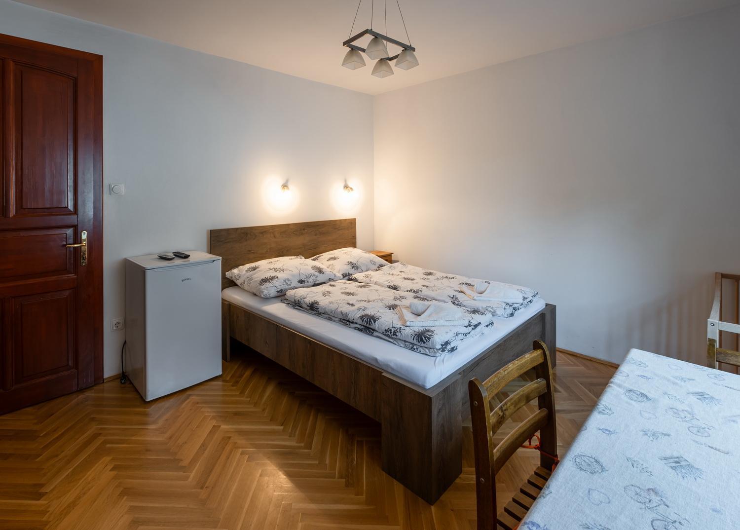 Appartement Tánczos Vendégház à Balatonalmádi Chambre photo